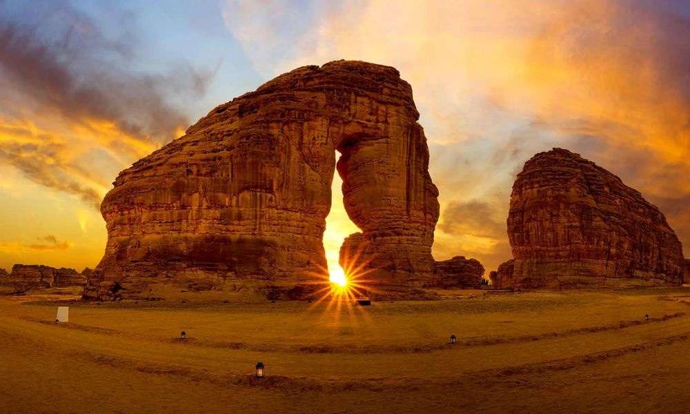 اكتشف سحر العلا في السعودية دليلك الكامل لرحلة لا تنسى